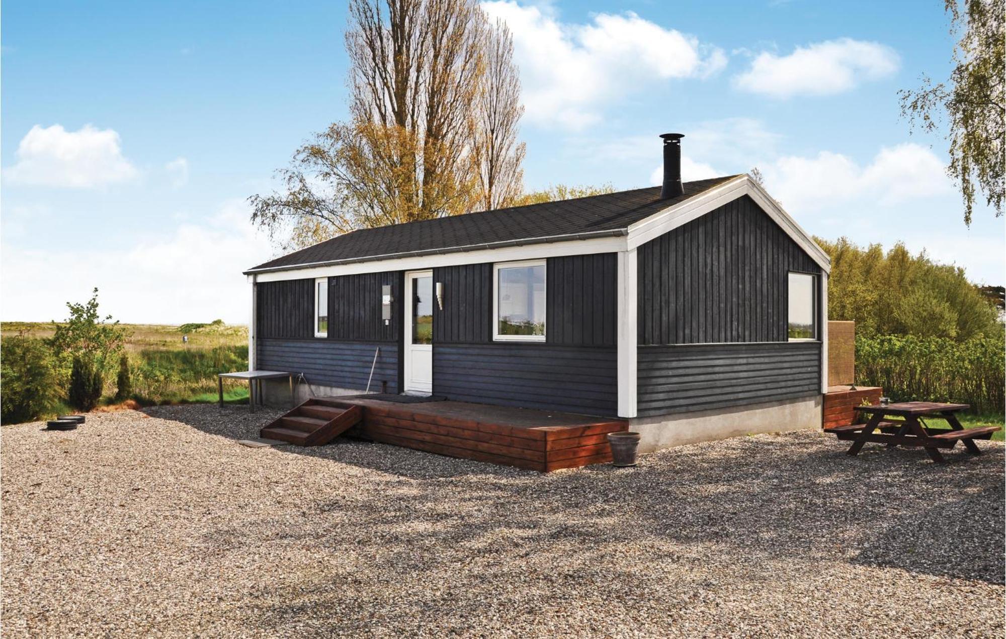 Cozy Home In Otterup With Kitchen Eksteriør billede